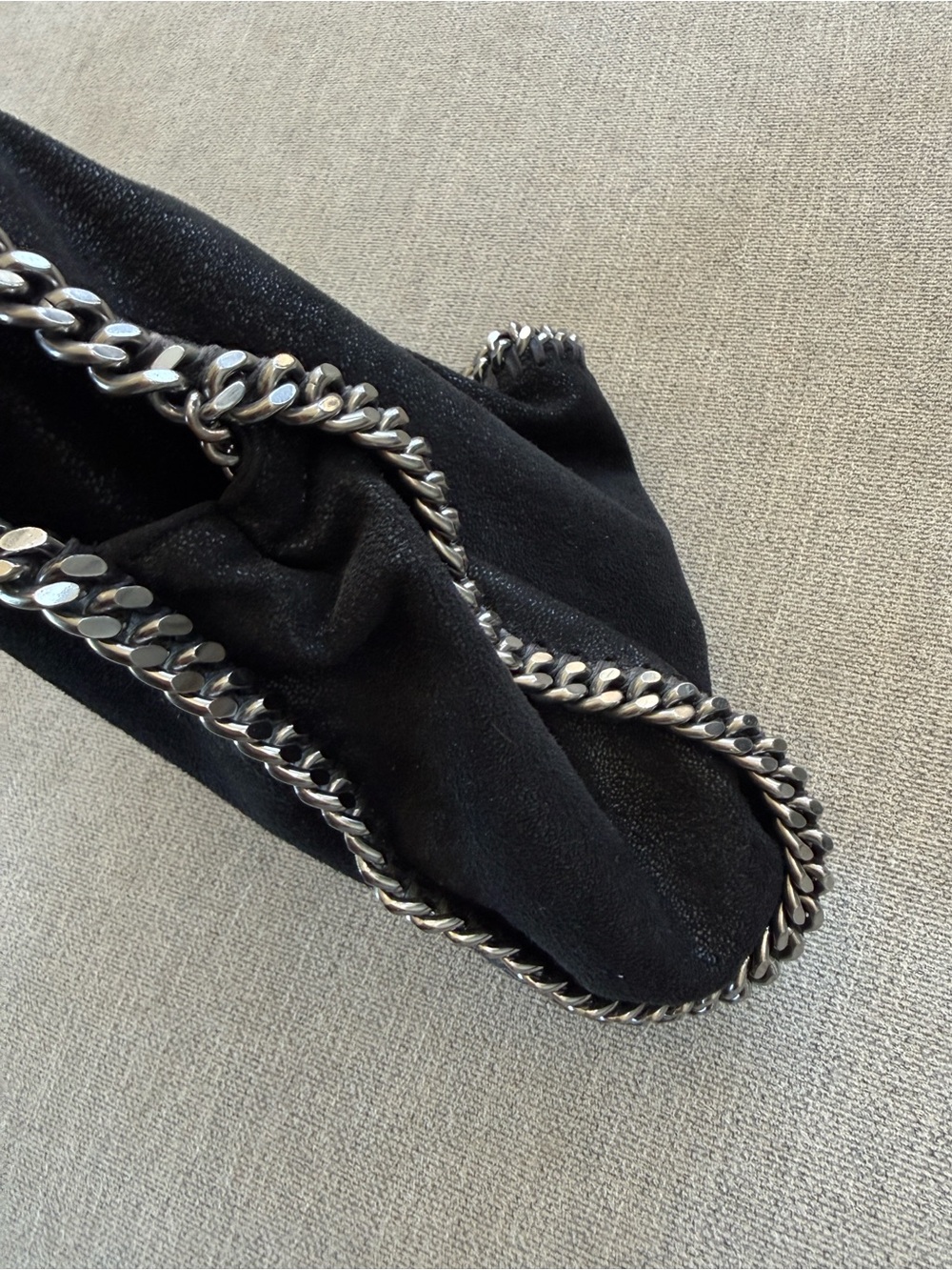 Stella McCartney Black Faux-Leather Shoulder Bag with Silver Chain - Picture 6 of 7